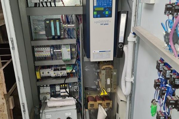 Coveyoy system computer