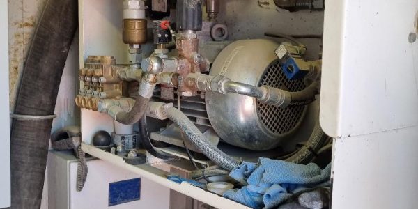 SEALCRETE BI Component Grout Plant used plant and machinery