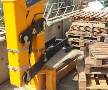 European Steel Ltd - Plant and Machinery - Concrete pipe lifters