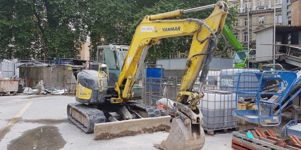 Yanmar 8T V1O Excavator